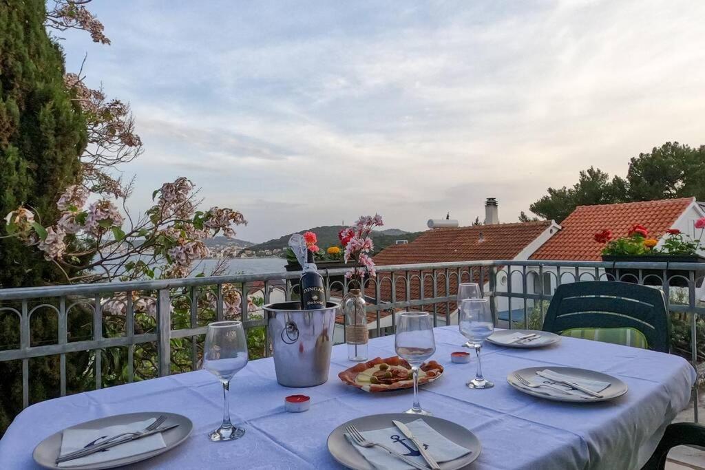 Kn House With Two Apartments Near Sea Рогозниця Екстер'єр фото