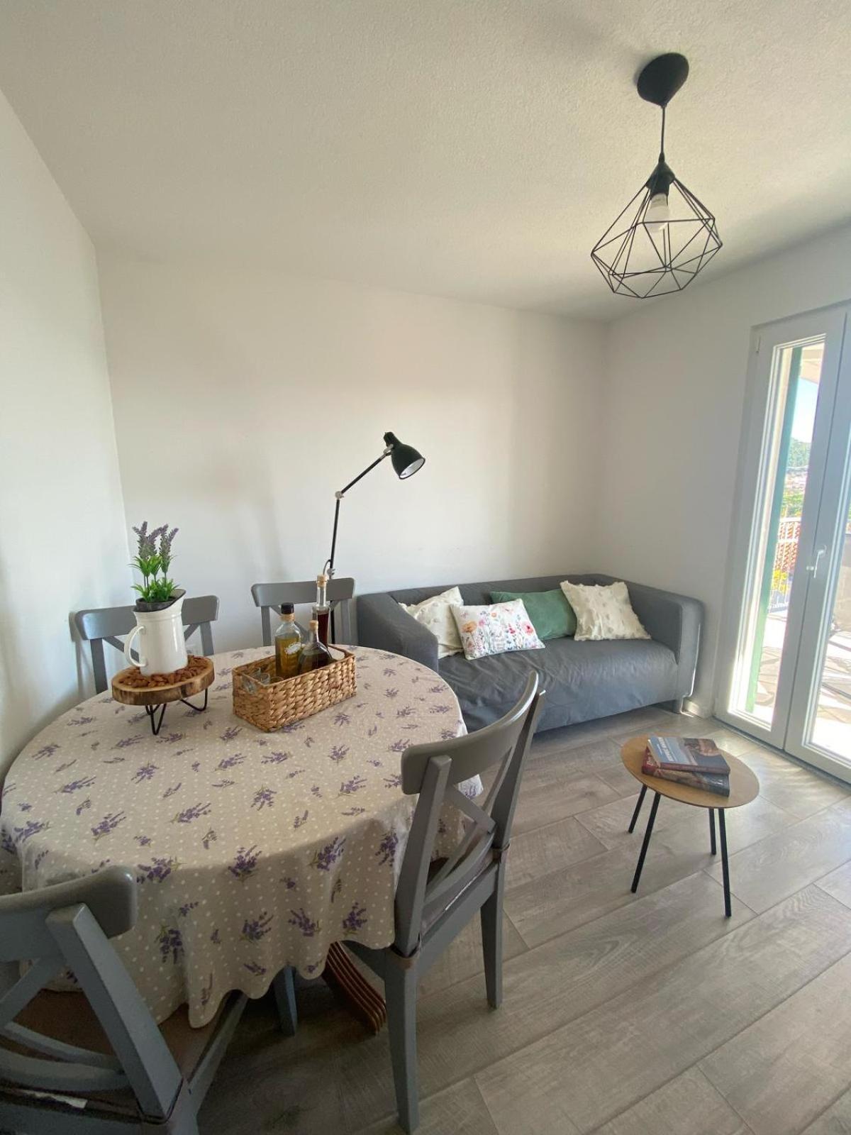 Kn House With Two Apartments Near Sea Рогозниця Екстер'єр фото