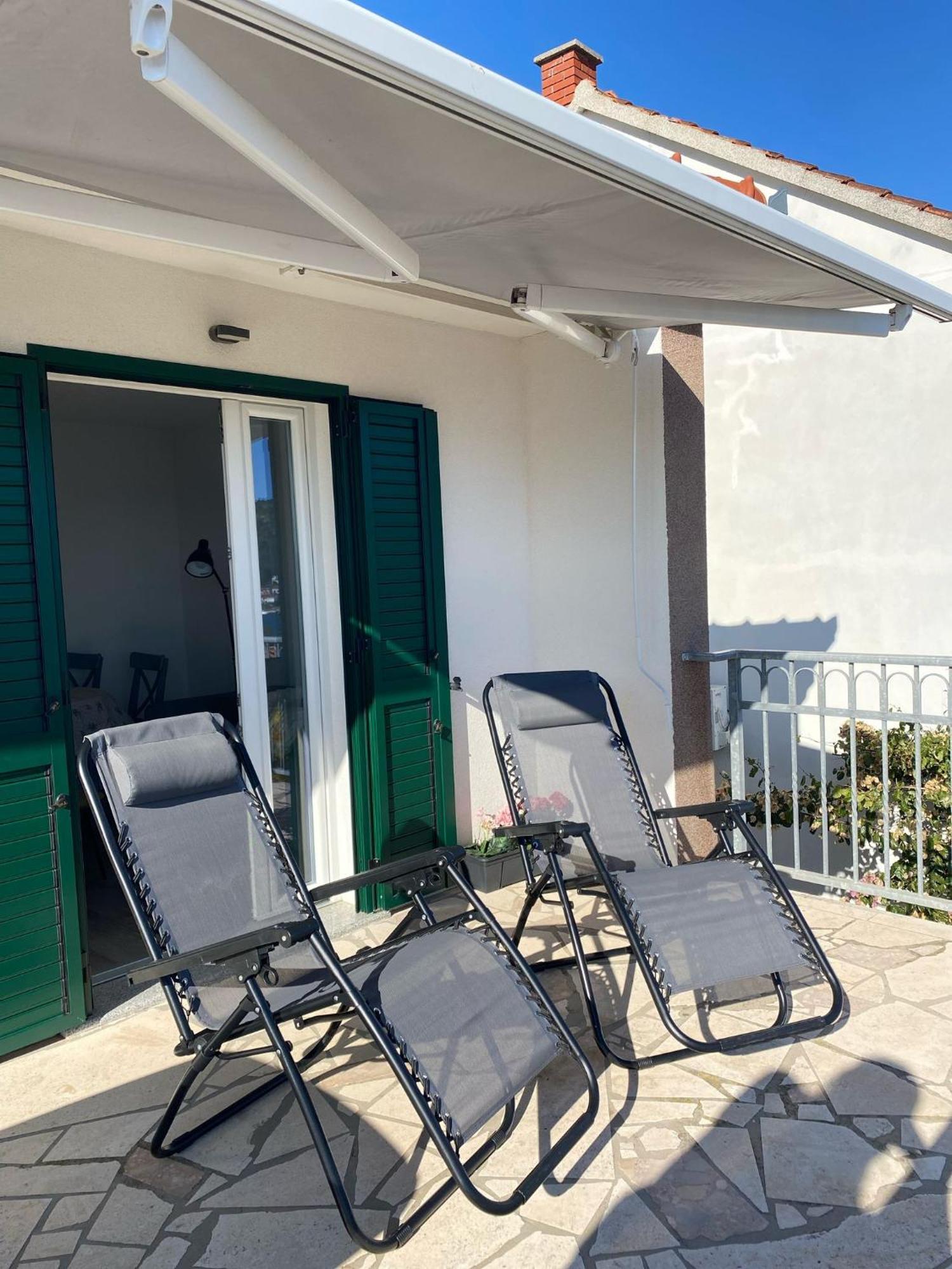 Kn House With Two Apartments Near Sea Рогозниця Екстер'єр фото
